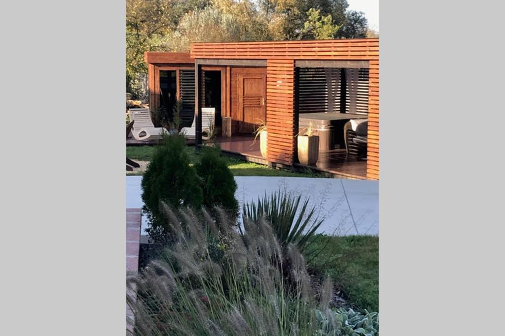 Orchardhouse Farmhouse, Wellness Chrast  المظهر الخارجي الصورة